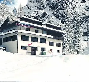 Regina Delle Dolomiti Aparthotel Rocca Pietore