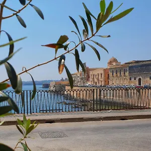 https://bb-resalibera.sicilyhotelsitaly.net
