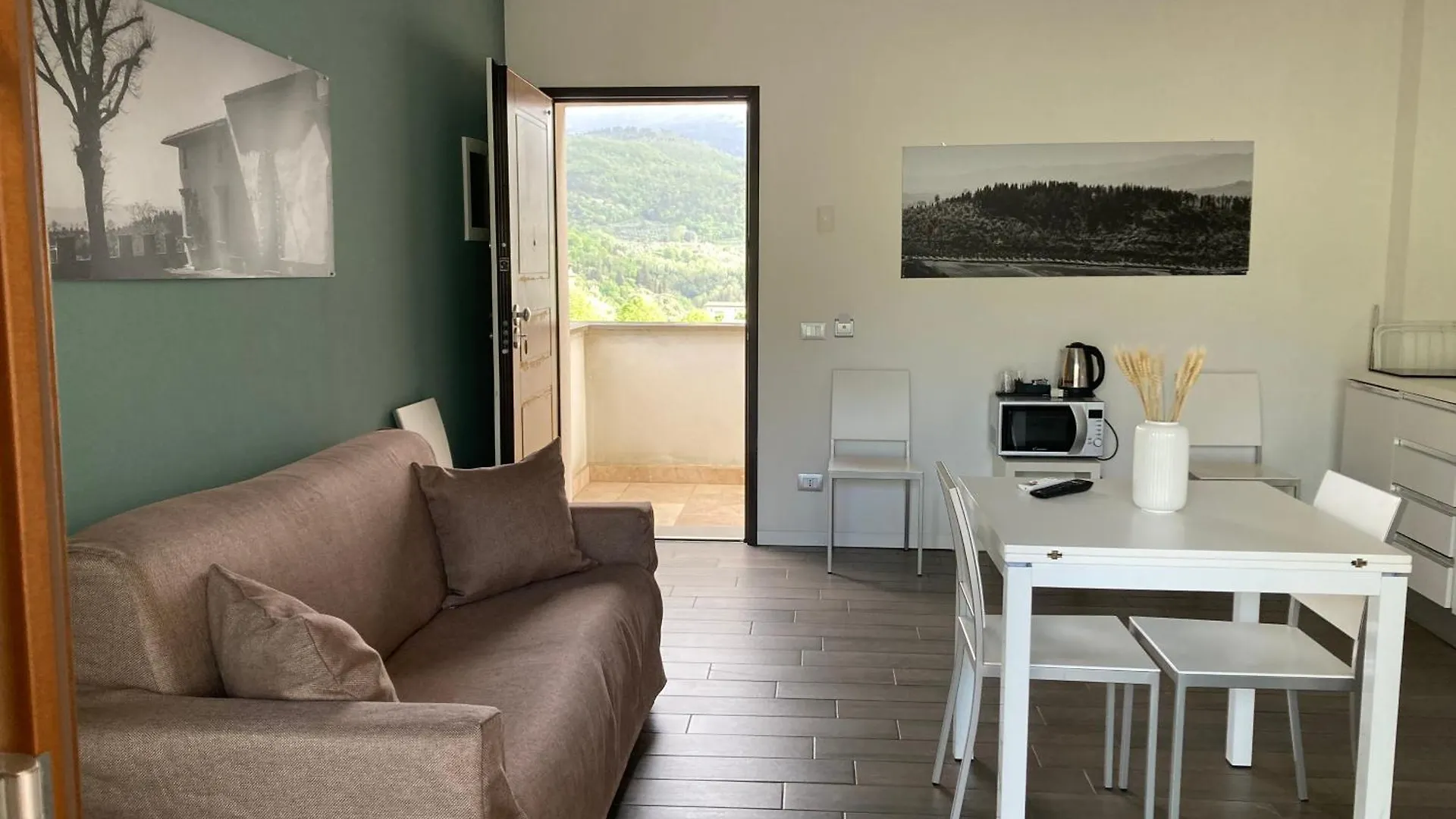 The Florence Hills Resort & Wellness Pelago 4*,