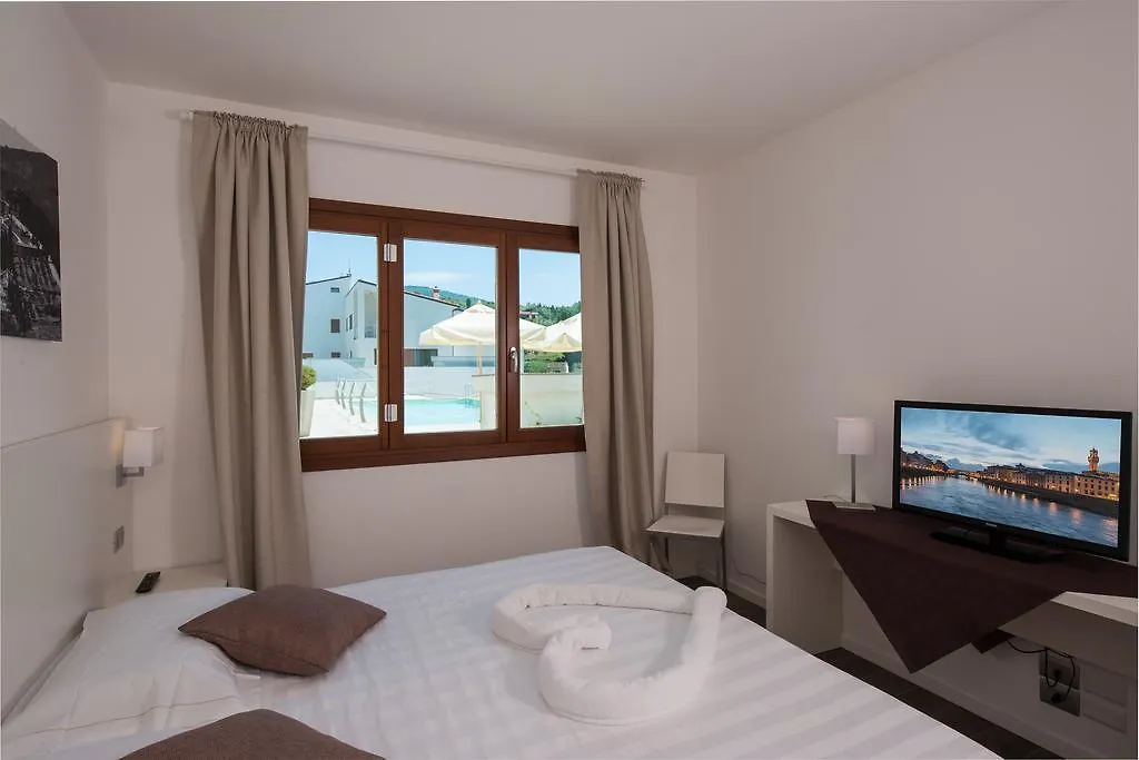 The Florence Hills Resort & Wellness Pelago 4*,  Italy